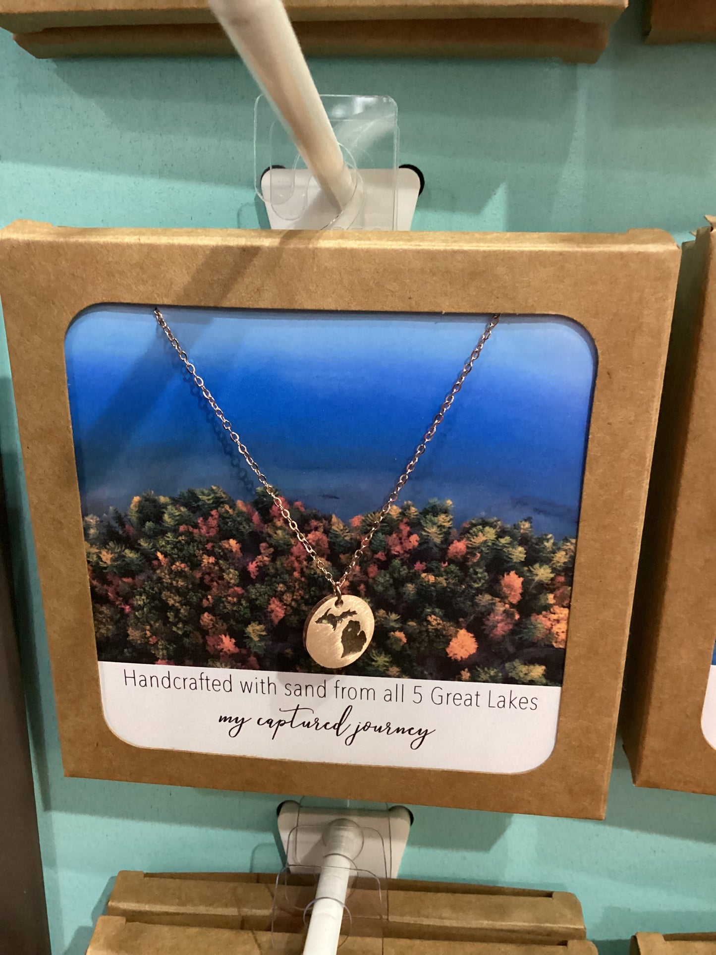 MI Sand Cutout Necklace-Gold