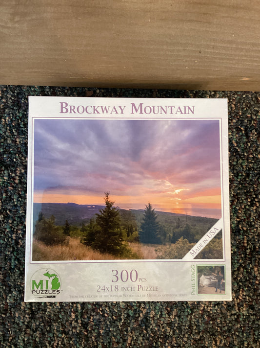 Brockway Mountain - 300-300